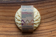 Load image into Gallery viewer, Vegan Solid Conditioner Bar 50g in Tin (Organic Ingredients)