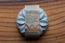 Load image into Gallery viewer, Vegan Solid Conditioner Bar 50g in Tin (Organic Ingredients)
