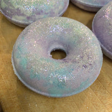 Load image into Gallery viewer, Unicorn Donut Bath Bombs